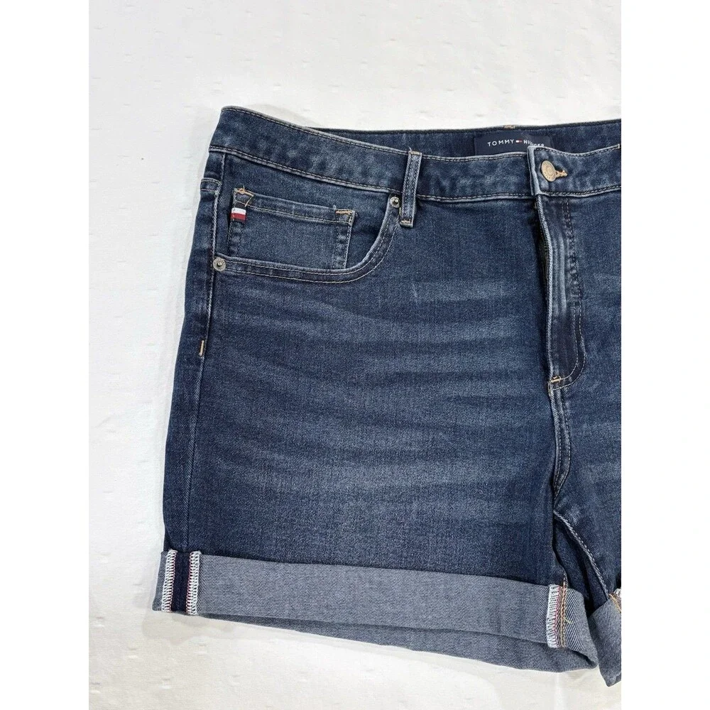 Tommy Hilfiger Denim Jean Shorts Women Size 16 NWT J51W2700